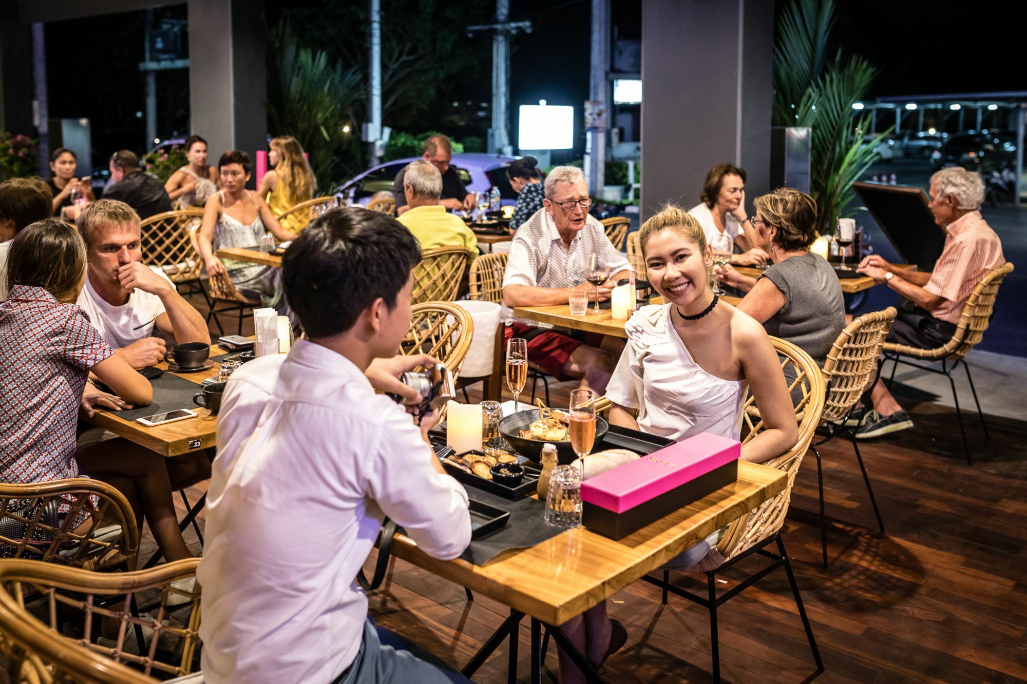 Apartamento Little Paris Phuket Exterior foto