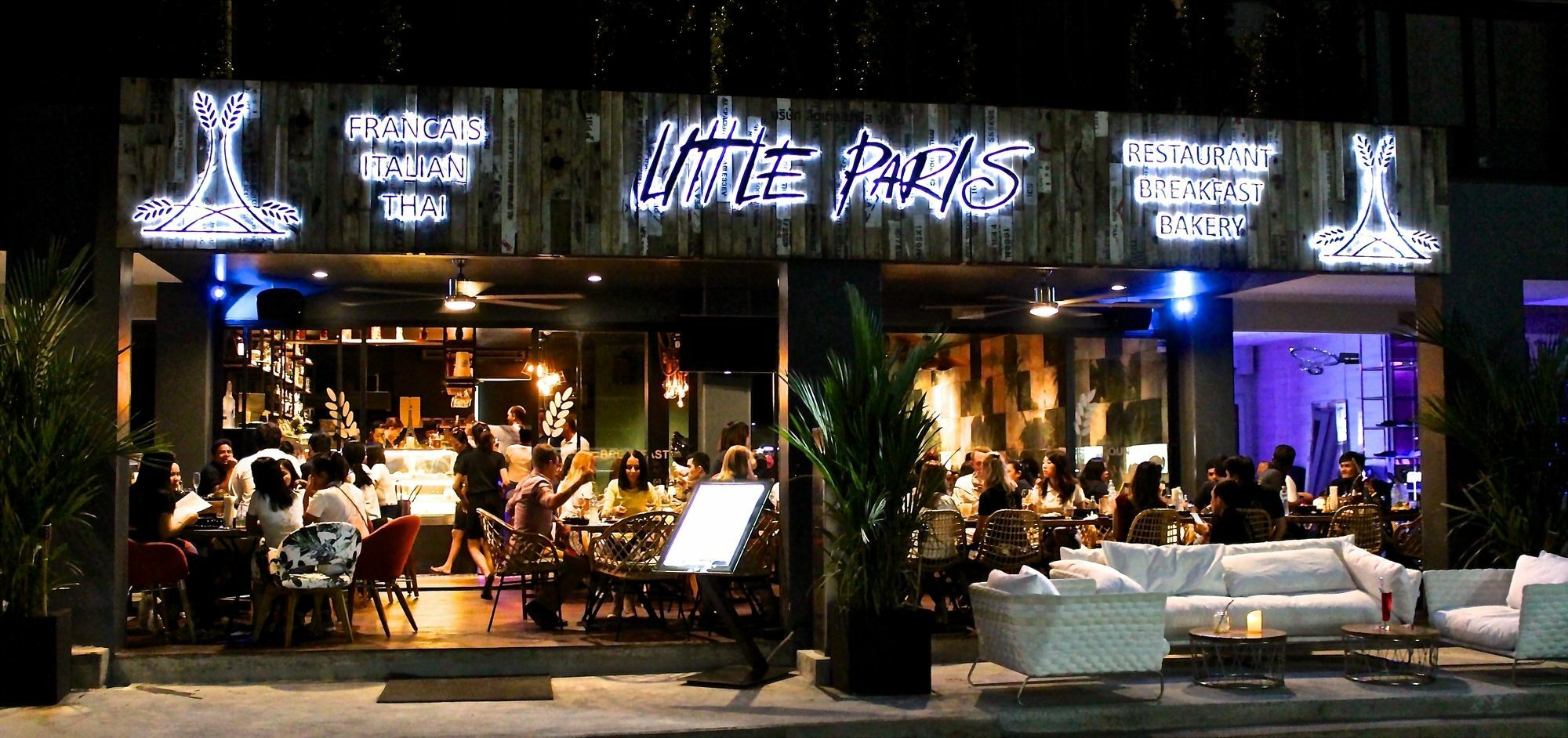 Apartamento Little Paris Phuket Exterior foto