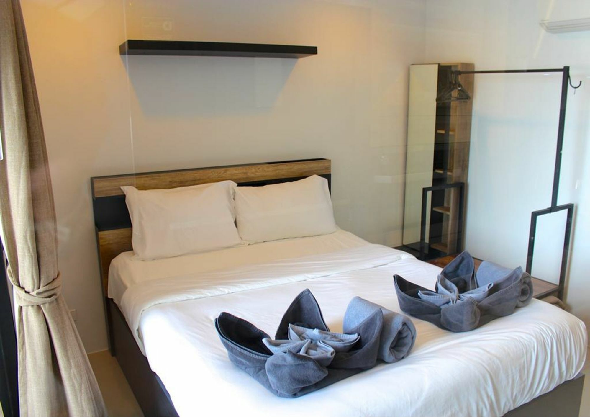 Apartamento Little Paris Phuket Exterior foto