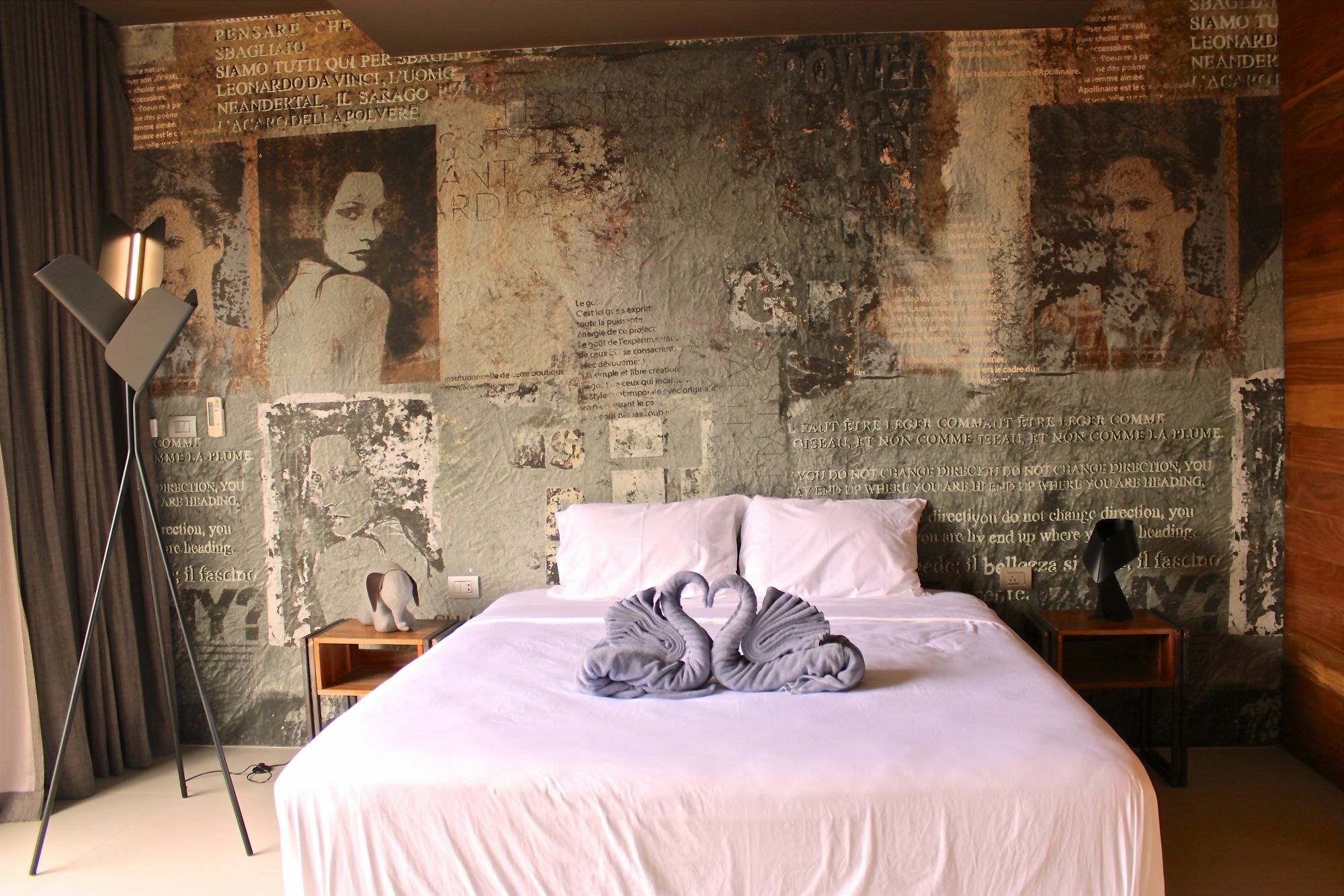 Apartamento Little Paris Phuket Exterior foto